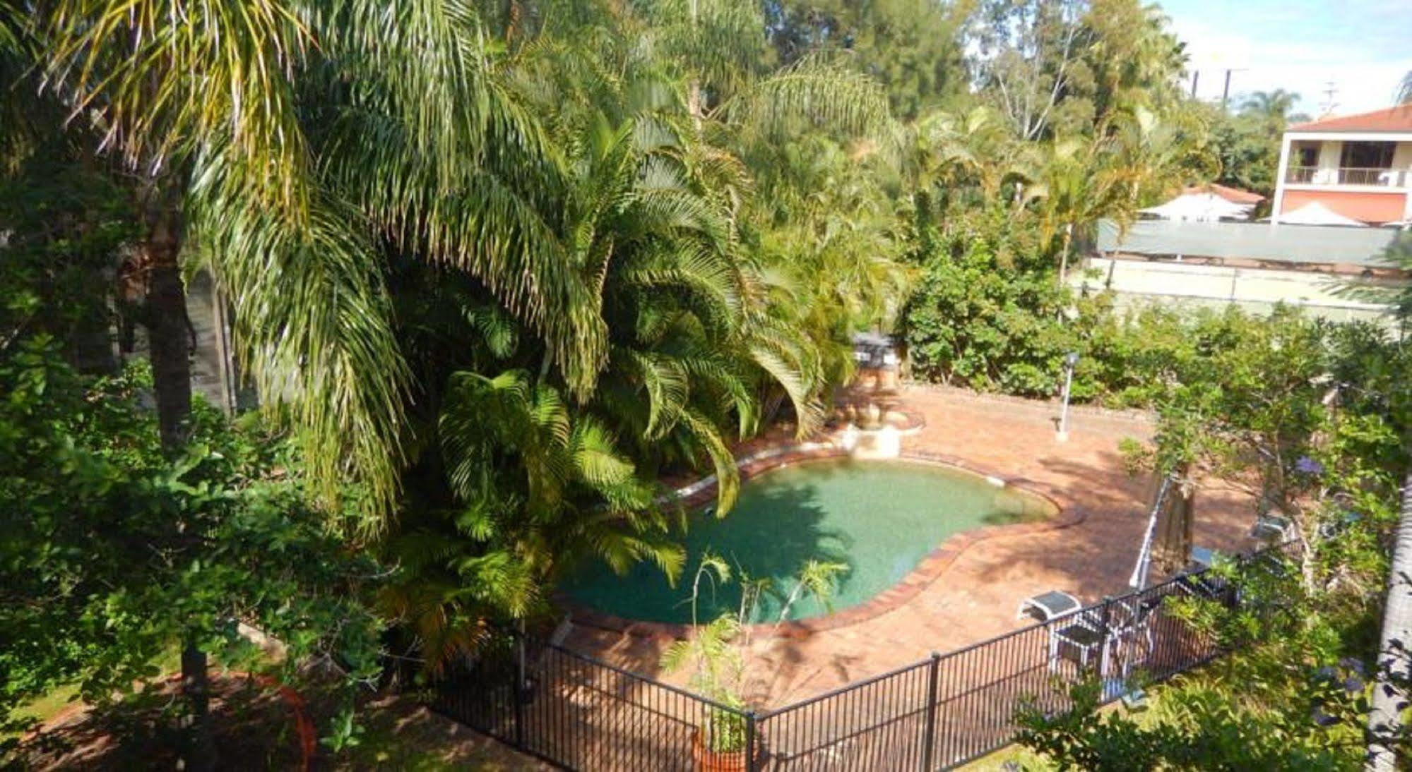 Mt Ommaney Hotel Apartments Бризбейн Екстериор снимка