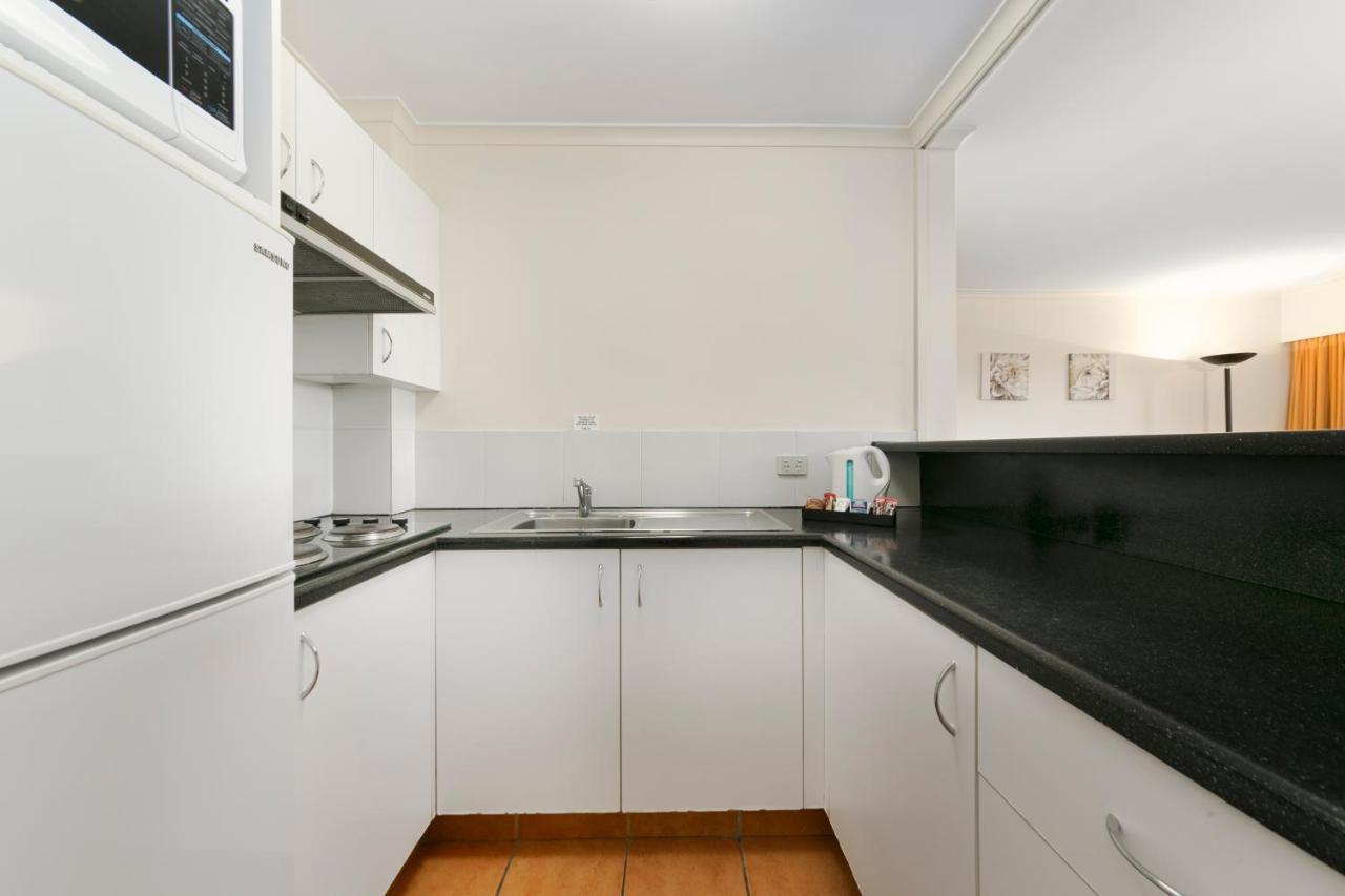 Mt Ommaney Hotel Apartments Бризбейн Екстериор снимка